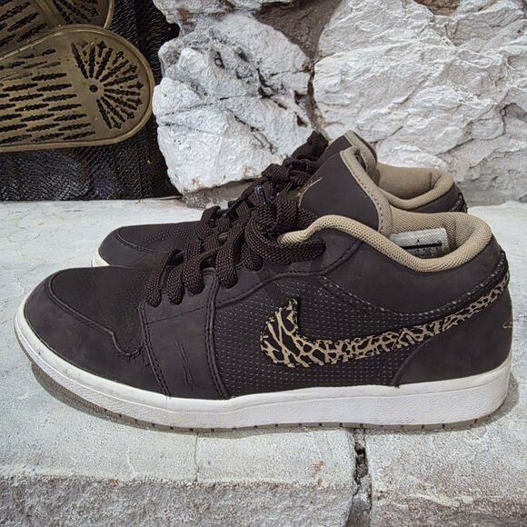 Nike Air Jordan 1 Low Brown Velvet Men\'s Size 12 339145-006 main image 10